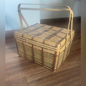 VINTAGE Woven Picnic Basket with Handle